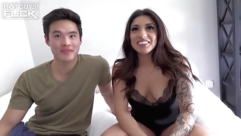 Hot brunette 18+ with a tattooed body and a round ass 18+