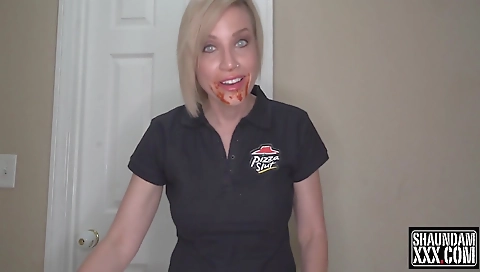 Amateur blonde with big tits and sexy body in pov video